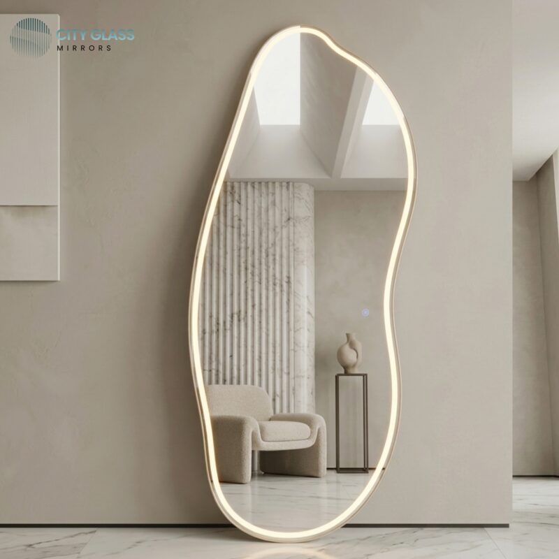 مراية طولية LED تصميم حر فرنسي (180×70)